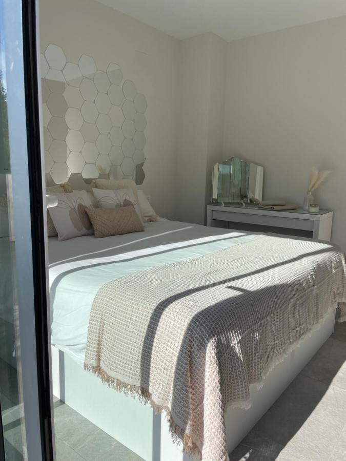 Apartmán Marbella Centre With Terrace And Pool Exteriér fotografie